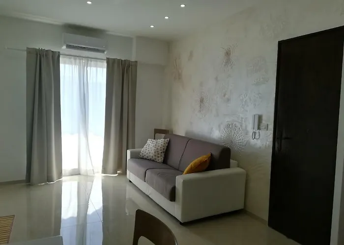 Sikelia * ジャルディーニ・ナクソス