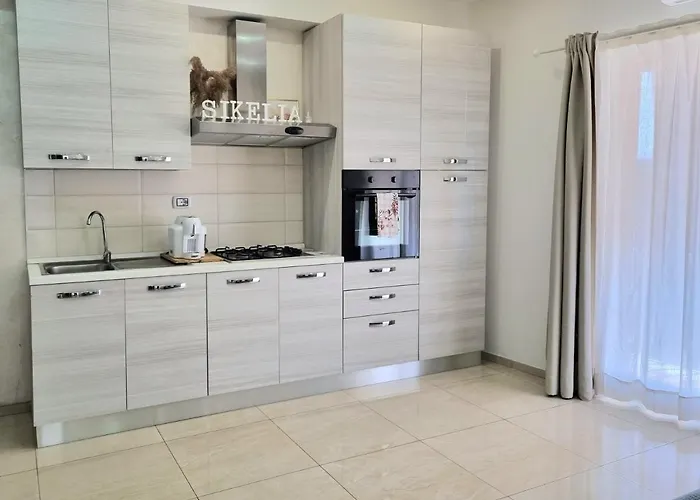 Holiday home Sikelia